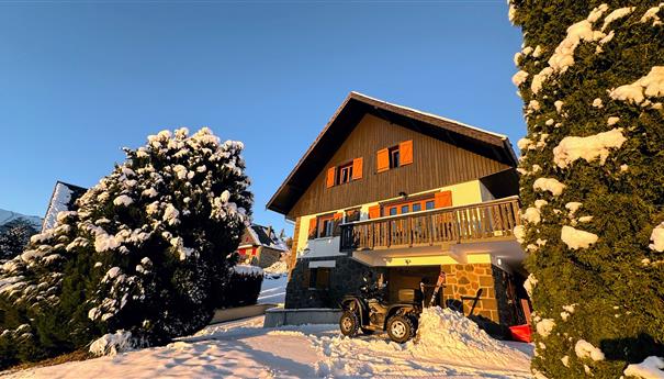 Chalet in Super Besse, Chalet Ma Cambuse Super Besse Center