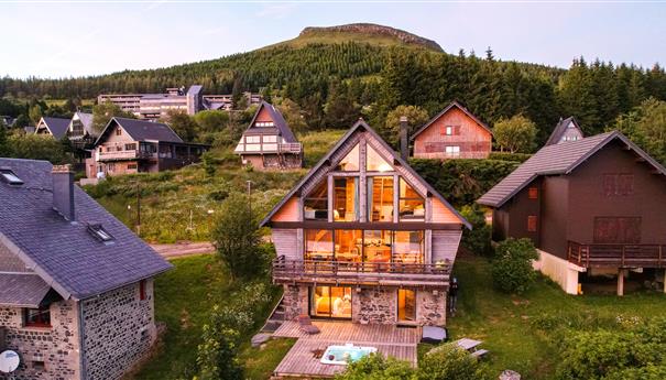 Chalet in Super Besse