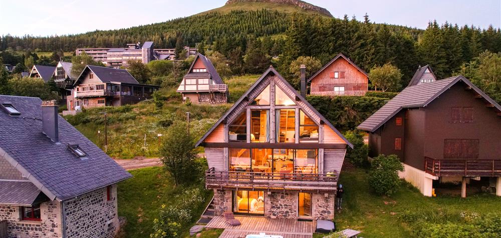 Chalet in Super Besse